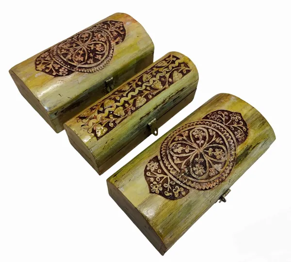 Hand_Carved_Wooden_Intricately_Carved_Antique_Finish_Treasure_Chest_For_Storage_Organizing_Home_Decor_And_Gifting_Set_Of_3_Dd_Nov_23_01_2_8_X_4_X_5_8_X2_X_3