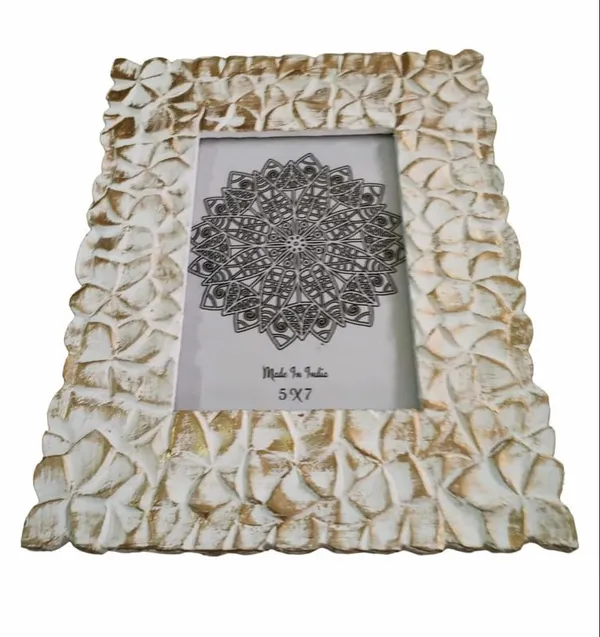 Hand_Carved_Photo_Frame_Table_Wall_Mounted_In_Antique_Finish_For_Home_D�cor