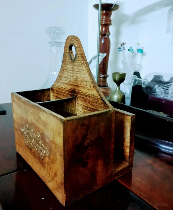 Wooden_Cutlery_Napkin_Caddy_Remote_Holder_Dark_Brown_Pen_Stand_For_Study_Office_Table_Multipurpose_Cutlery_Holder_Stand_With_Tissue_Rack_For_Dining_Table