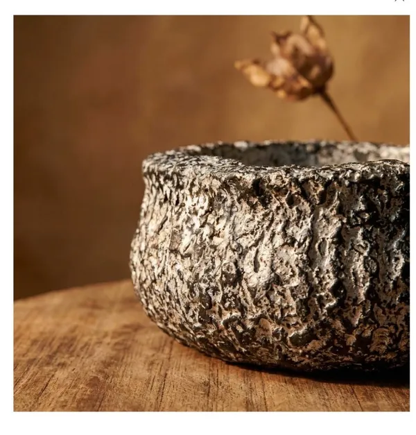 Mycelium_Bonded_Agri-waste_Handcrafted_Vase/Bowl_with_Paper-Mache_Finish-Eco-Friendly_Sustainable_Decor_and_Natural_Design