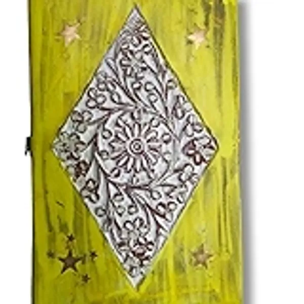 Hand_Carved_Wooden_Box