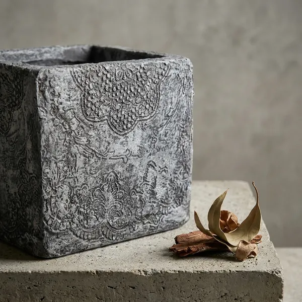 Planter_Vase_Rectangular_Handcrafted_Paper_Mache_Finished_Agri_Waste_Mycelium_Bonded_Decor