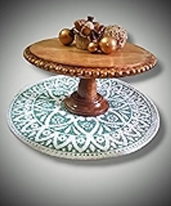 Hand_Carved_Wooden_Cake_Stand