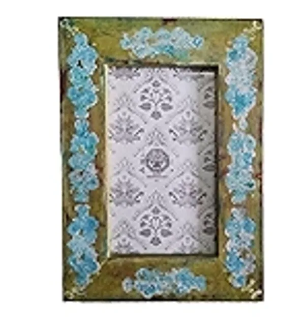 Hand_Finished_Wooden_Aged_Vintage_Photo_Frame_Yellow