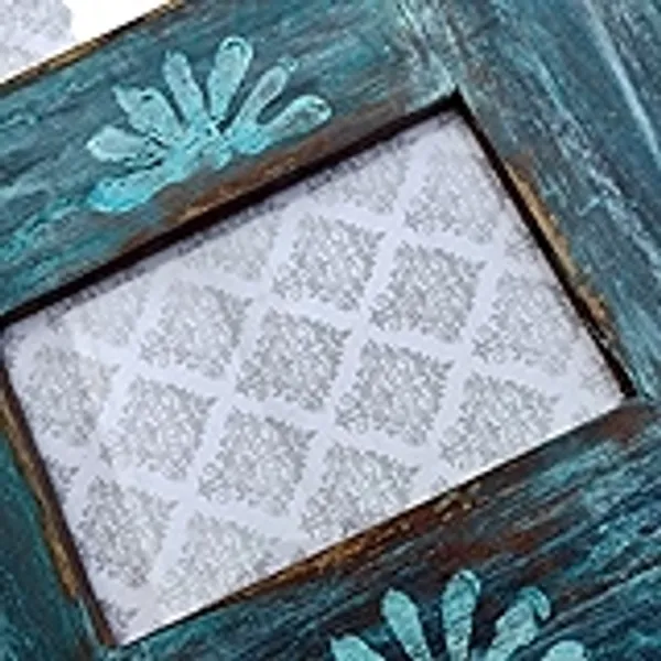 Wall_Mounted_Photo_Frame_In_Distressed_Finish