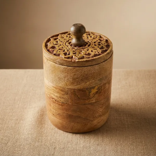 Hand_Carved_Exquisite_Wooden_Jar