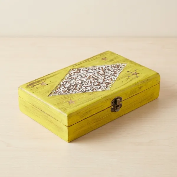 Hand_Carved_Wooden_Box