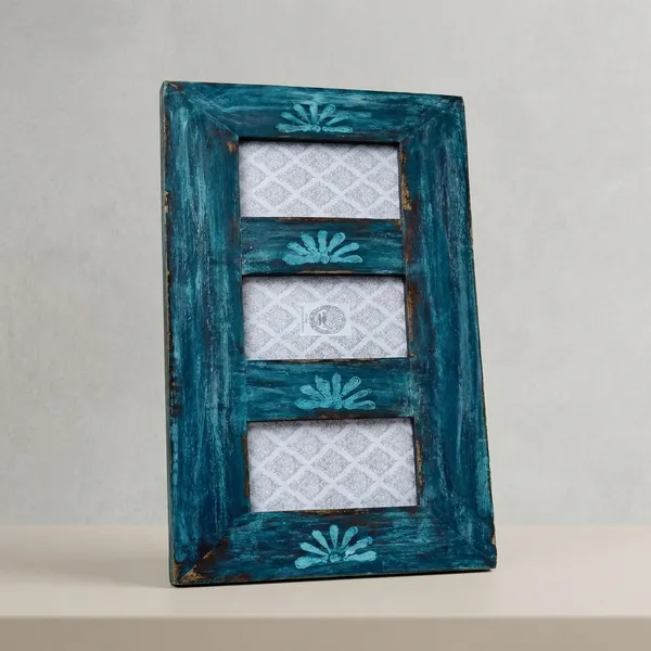 Wall_Mounted_Photo_Frame_In_Distressed_Finish