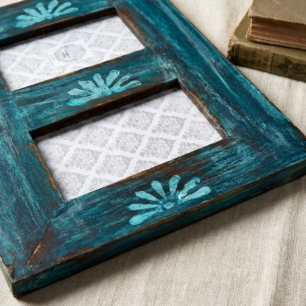 Wall_Mounted_Photo_Frame_In_Distressed_Finish