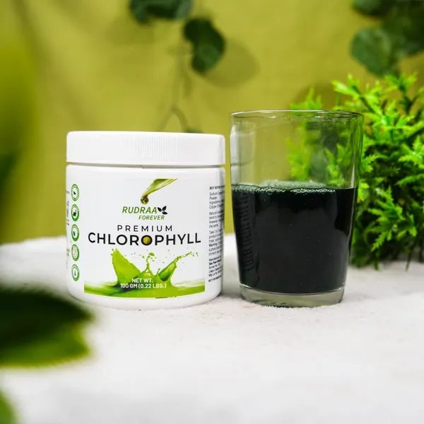 Premium_Chlorophyll_Powder_-_Natural_Green_Superfood_Supplement_(100G)