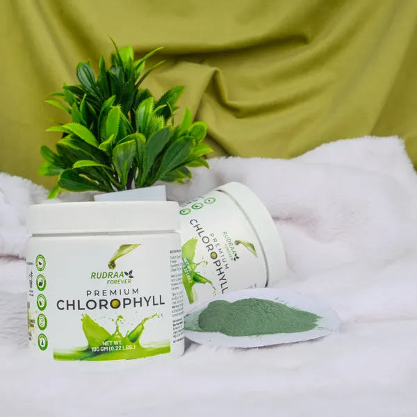 Premium_Chlorophyll_Powder_-_Natural_Green_Superfood_Supplement_(100G)