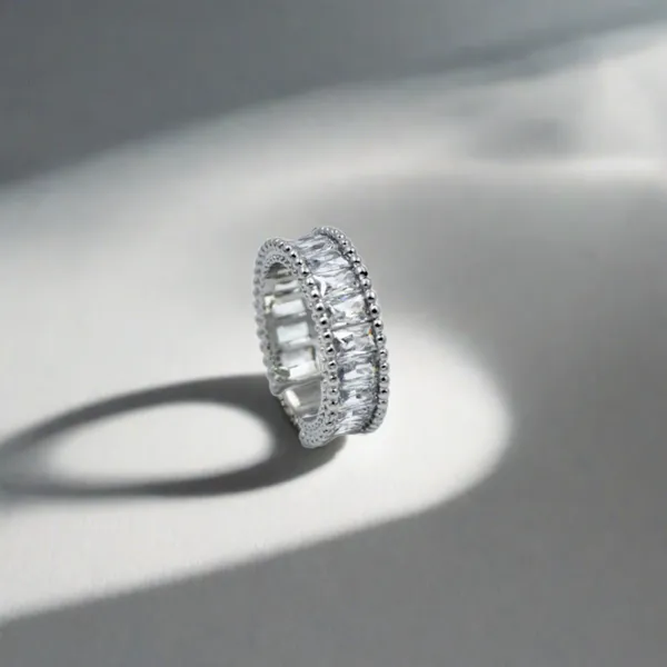 Victoria_Silver_Ring_Joie_De_Vivre