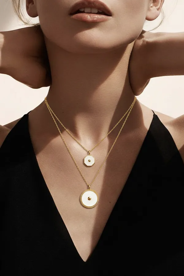 Dahlia_Blossom_Necklace_White_Blooming_Gardens