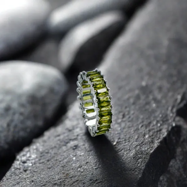 Magic_Rings_Olive_Green_Joie_De_Vivre