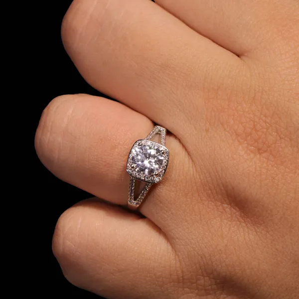 Crystal_Cube_Ring_Joie_De_Vivre