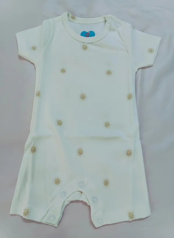 Cream_White_Cotton_Baby_Romper_For_Baby