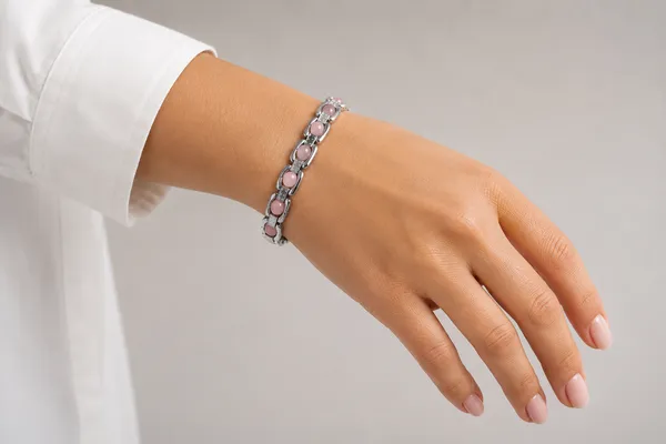 Natural_Rose_Quartz_Bracelet_With_German_Silver_Link_|_Silver_And_Pink