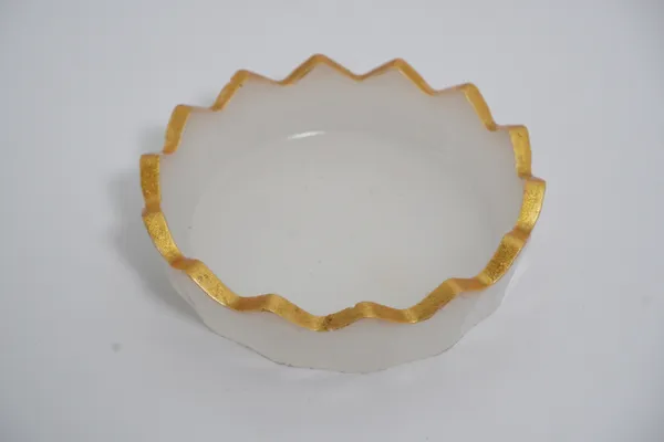 Selenite_Charging_Bowl_|_Crystal_Cleansing_And_Pyrite_Charging_Plate_|_White_And_Golden