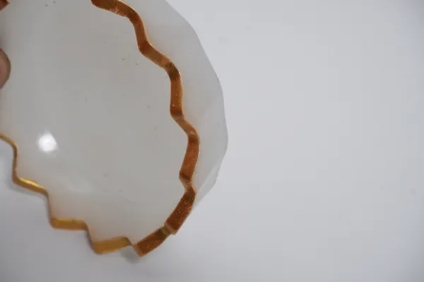 Selenite_Charging_Bowl_|_Crystal_Cleansing_And_Pyrite_Charging_Plate_|_White_And_Golden