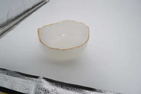 Selenite_Charging_Bowl_|_Deep_Crystal_Cleansing_Bowl_For_Pyrite_And_Healing_Stones_|_White_And_Golden