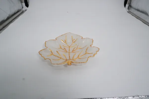 Selenite_Leaf_Charging_Bowl_|_Crystal_Cleansing_Plate_For_Pyrite_And_Healing_Stones_|_White_And_Golden