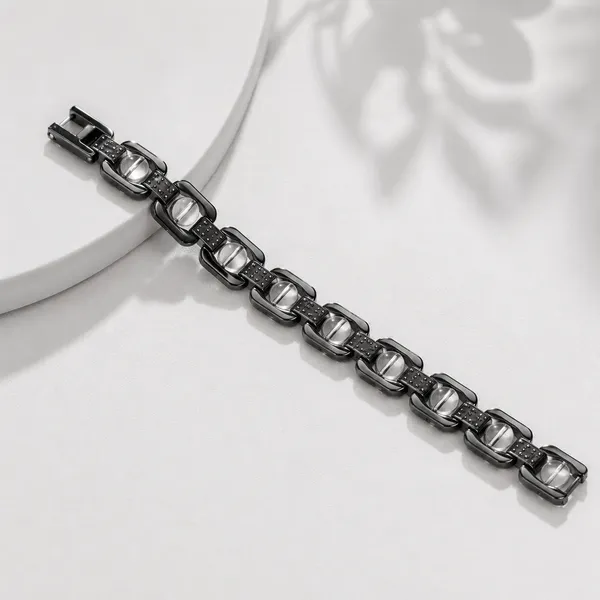 Stainless_Steel_And_Silver_Finish_Sphatik_Crystal_Bracelet_|_Silver_And_Transparent