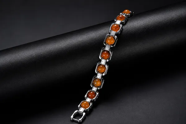 Carnelian_Stone_Bracelet_|_Natural_Orange_Healing_Crystal_For_Energy_And_Confidence_|_Silver_And_Orange