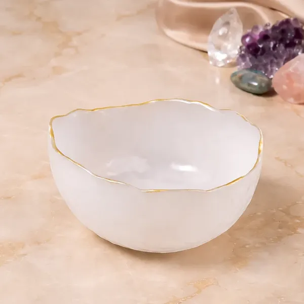 Selenite_Charging_Bowl_|_Deep_Crystal_Cleansing_Bowl_For_Pyrite_And_Healing_Stones_|_White_And_Golden
