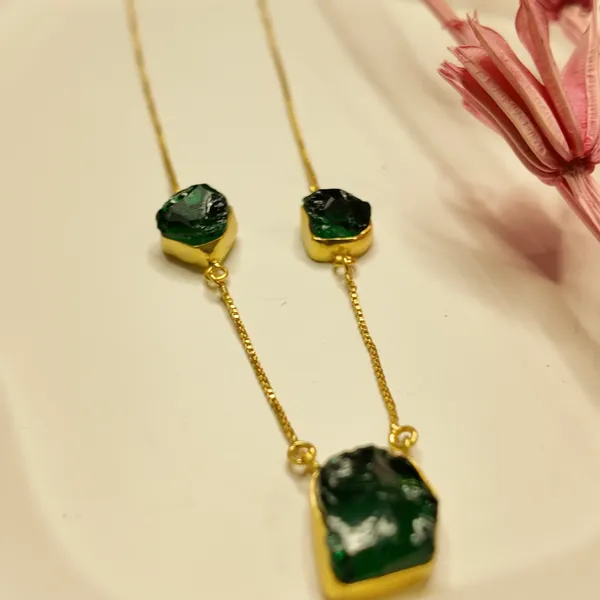 Gold_And_Green_Hydro_Neck_Piece_For_Women