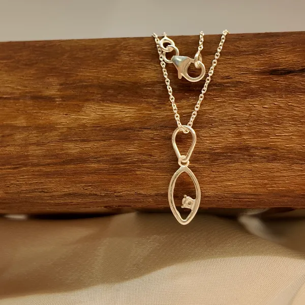 Silver_Crystal_Stone_Silver_925_Chain_With_Pendent_For_Women