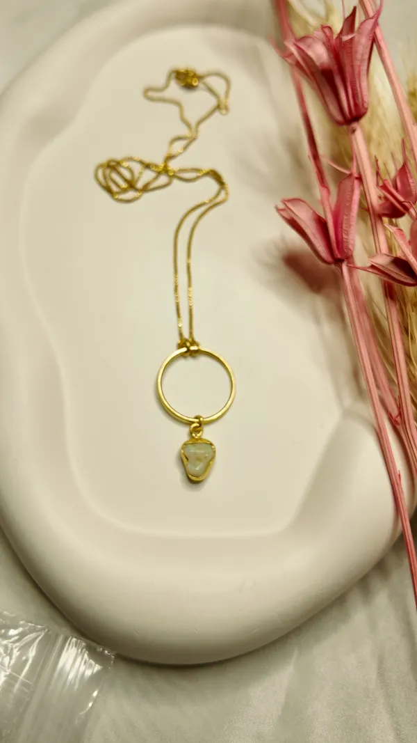 Gold_Hydro_Pink_Opal_Chain_With_Pendent_For_Women