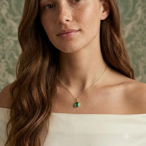 Emerald-Cut_Green_Solitaire_Pendant_Necklace