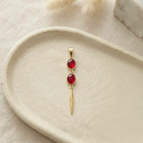 The_Crimson_Oval_Dual_Stone