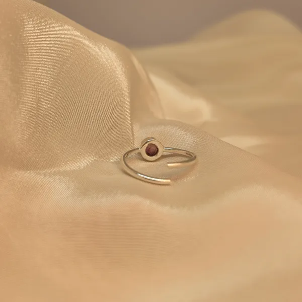 Silver_And_Rose_Pink_Stone_Ring_For_Women