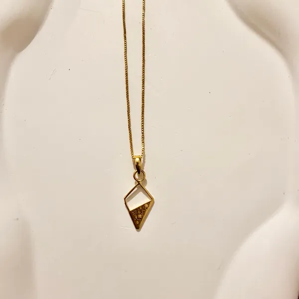 Gold_And_Rhombus_Shaped_Pendent,_Silver_With_Plating_Neck_Piece_For_Women