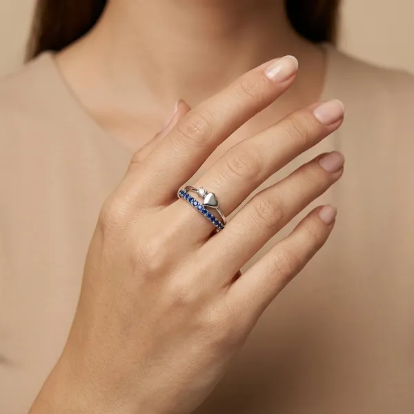 Silver_And_Blue_Sapphire_Stone_Ring_For_Women