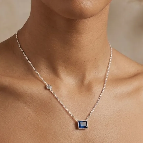 Sterling_silver_square_neckpiece