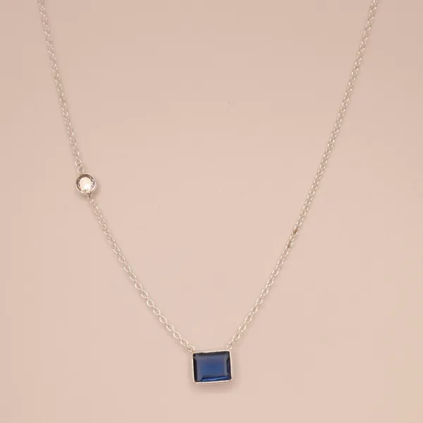 Sterling_silver_square_neckpiece