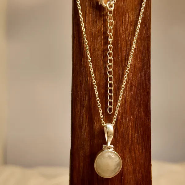 Silver_Natural_Rainbow_Moonstone,_Chain_With_Pendent_For_Women