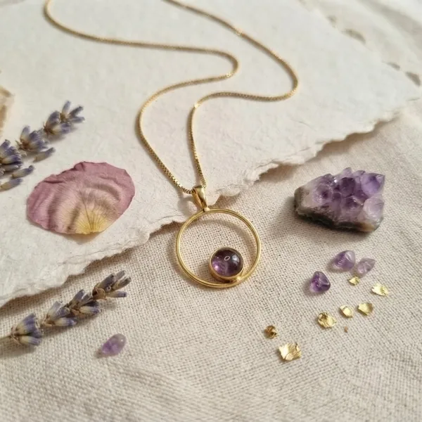Gold_And_Purple_Amethyst_Neckpiece_For_Women