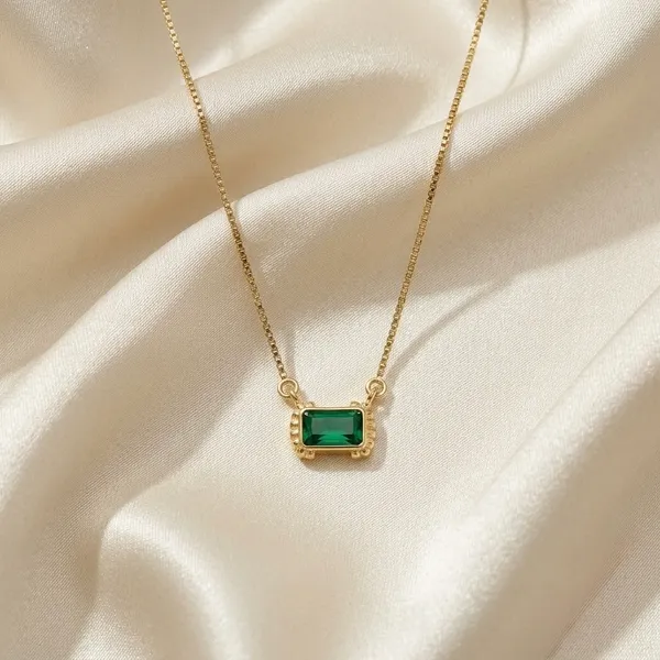 Horizontal_Emerald_