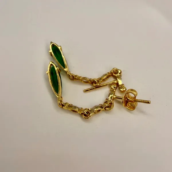 the_emerald_marquise_drop