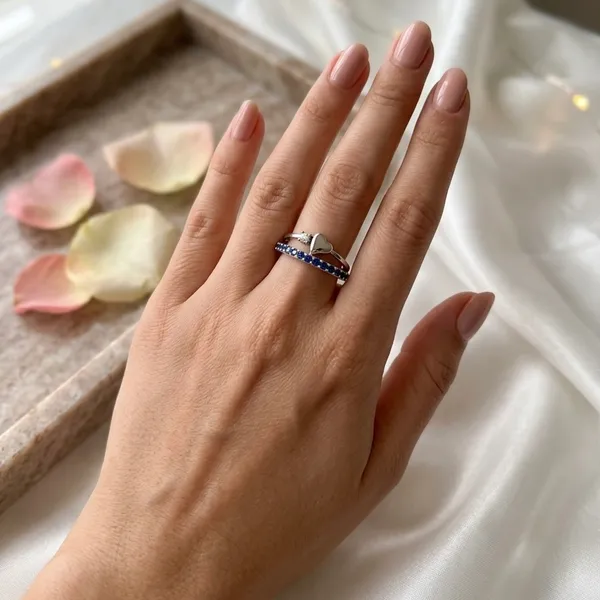 Silver_And_Blue_Sapphire_Stone_Ring_For_Women