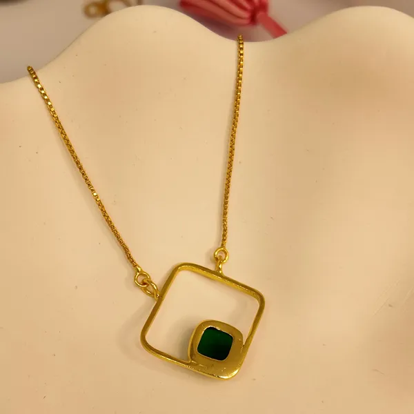 Gold_And_Green_Hydro,_Silver_With_Plating_Chain_With_Pendent_For_Women