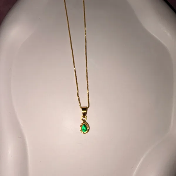 Gold_And_Green_Hydro_Silver_With_Plating_Pendent_with_chain_For_Women