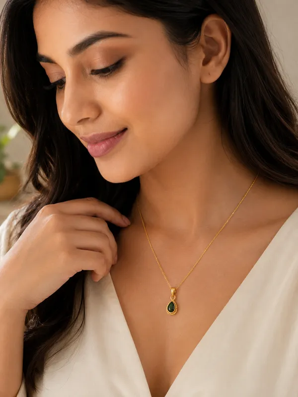 Gold_And_Green_Hydro_Silver_With_Plating_Pendent_with_chain_For_Women