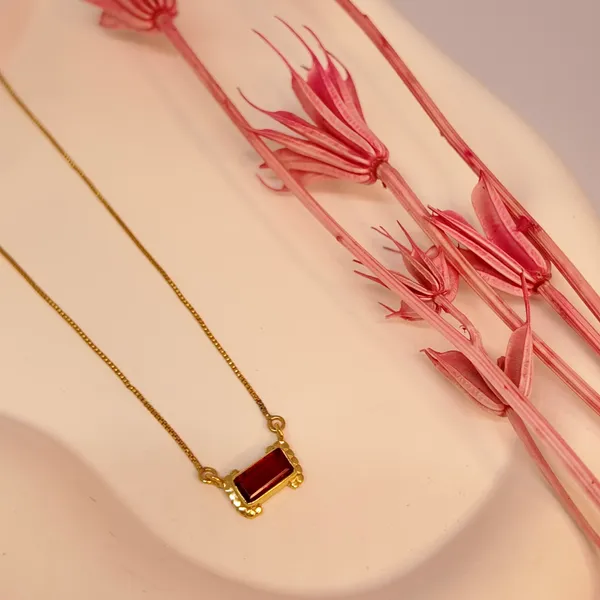 Red_Ruby_Hydro_Neck_Piece_For_Women