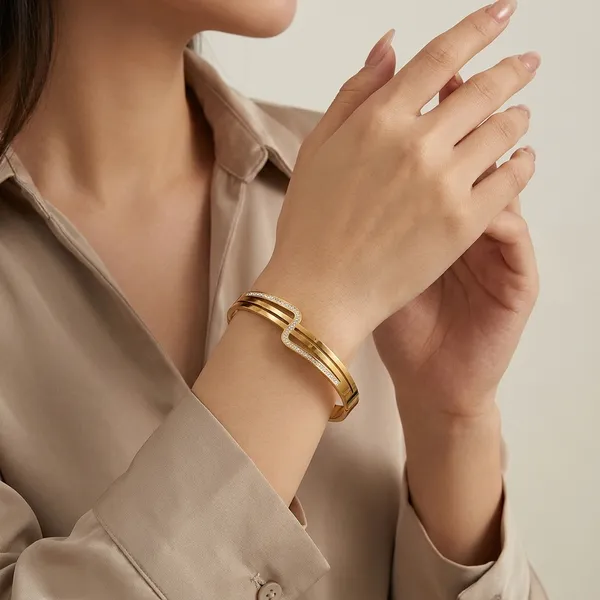 Gilded_Glow_Bracelet_|_Anti-Tarnish_Jewellery
