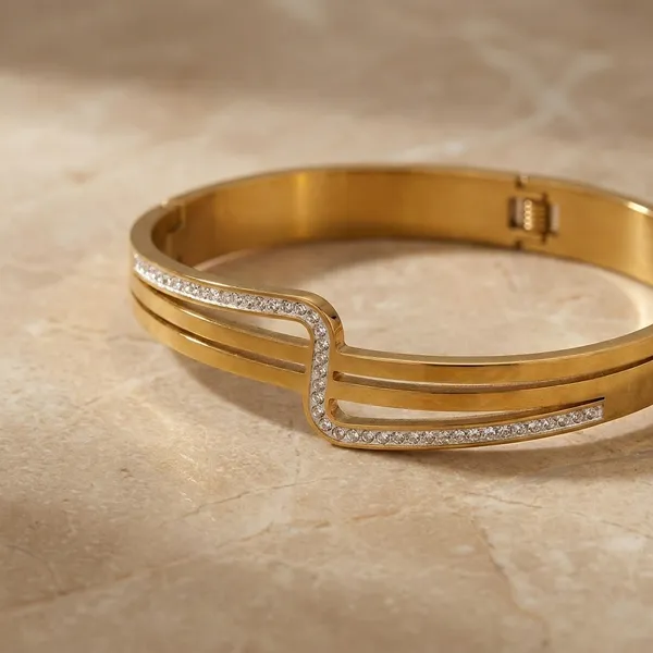 Gilded_Glow_Bracelet_|_Anti-Tarnish_Jewellery