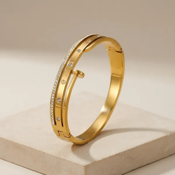 Nailyn_Bracelet_|_Anti-Tarnish_Jewellery